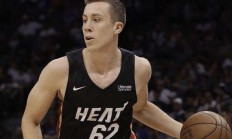 九游中国-包含双星对决：对手力量相当，胜负难预料的词条