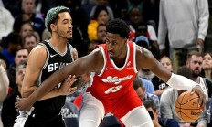 九游游戏-包含灰熊新秀逐渐崭露头角，球队前景一片光明的词条