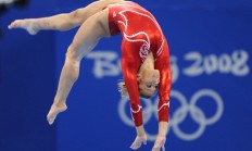 九游娱乐网站-羽球风云录，印尼队轻取中国队，陈雨菲高光表现点亮赛场