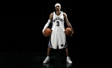 九游娱乐网页-欧文末节狂飙19分，尼克斯客场险胜鹈鹕锁定关键卡位战