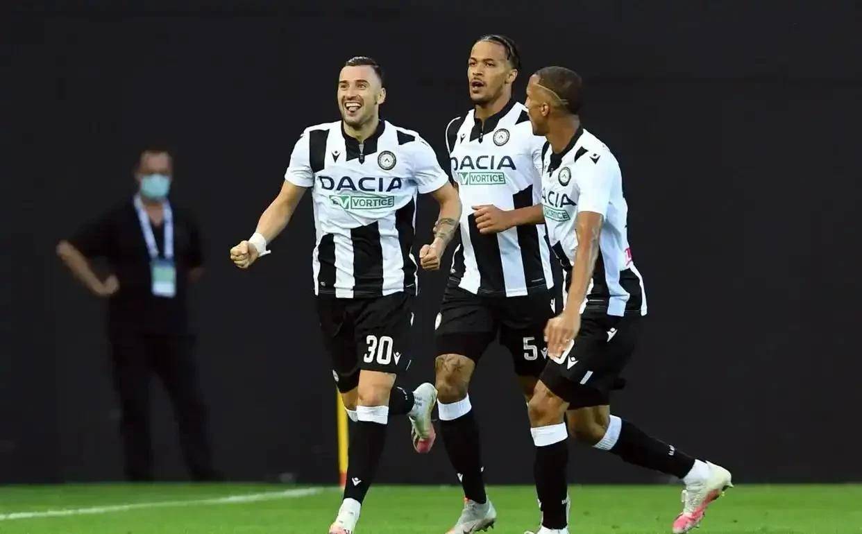 包含乌迪内斯客场惜败国际米兰，积分遭受打击的词条