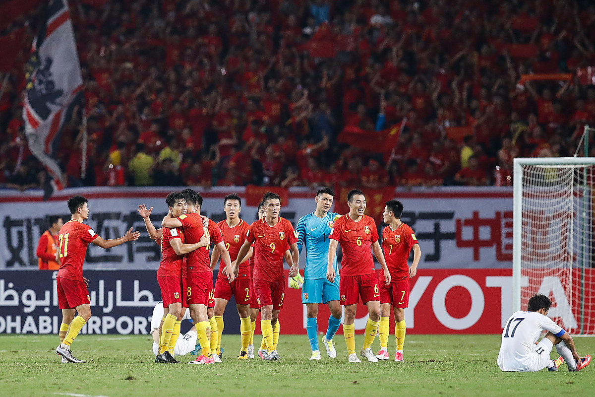 国内球队在足球赛事中崭露头角 国内球队在足球赛事中崭露头角