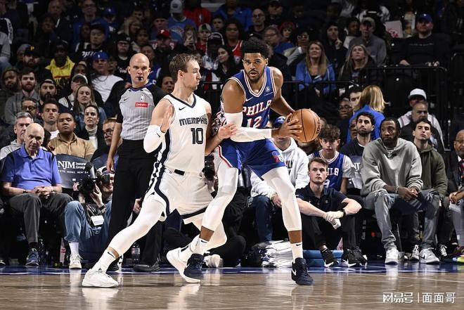 篮网逆袭击败灰熊,新帅表现初露锋芒的简单介绍 篮网逆袭击败灰熊,新帅表现初露锋芒的简单介绍