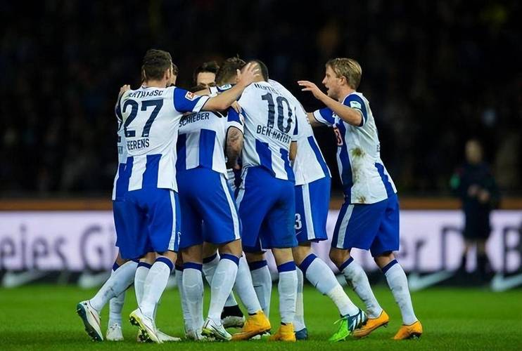 柏林赫塔遭遇连败，教练组反思战术问题的简单介绍