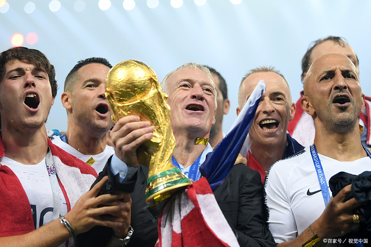 关于巴西队员暑期练习后战胜对手获得银牌的信息